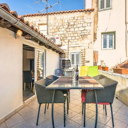 Lct Alberti Palace * Split