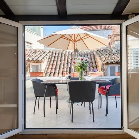Lct Alberti Palace Apartment *