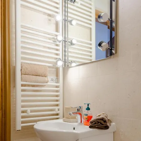 Lct Alberti Palace Apartment