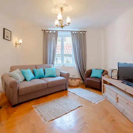 Apartment Lct Alberti Palace