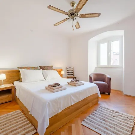 Apartment Lct Alberti Palace *